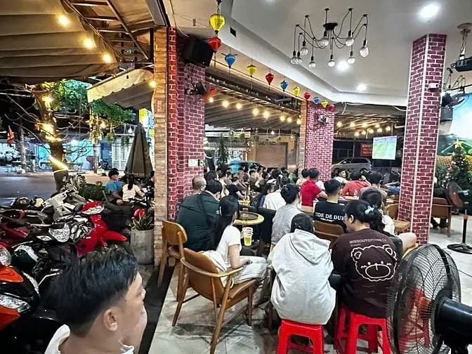 Sang Nhượng Quán Cà Phê 2 Mặt Tiền P.tân Sơn Nhì, Tân Phú