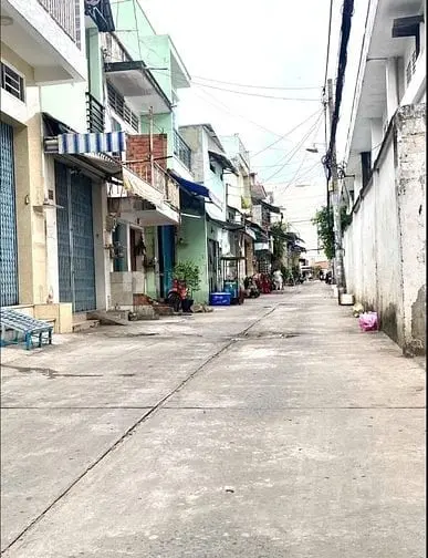 Hottt, Chỉ Còn 1 Căn ! Nhà Ở Thuận Tiện Di Chuyển Ra Phú Lâm - Đầm Sen