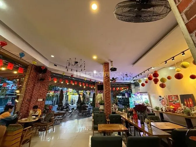 Sang Nhượng Quán Cà Phê 2 Mặt Tiền P.tân Sơn Nhì, Tân Phú