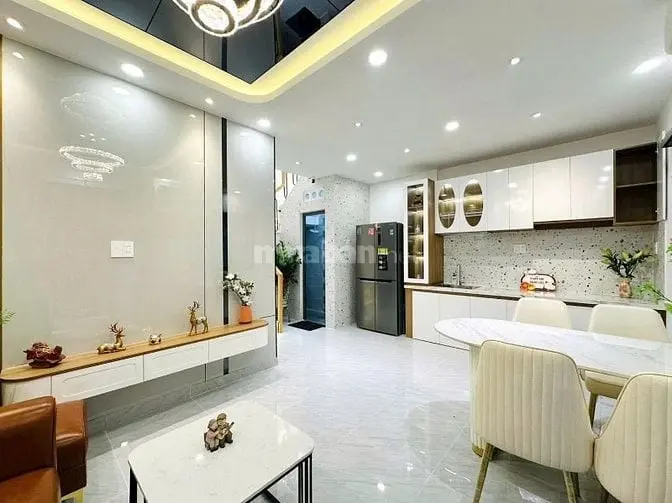 Đường Phan Đình Phùng, Phú Nhuận ~ Giá 2Tỷ300 | 49,1M2 Hẻm 6M Oto