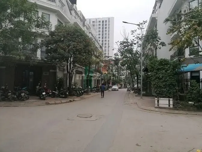 Bán Nhà Lô Góc Phùng Khoang 60M², 5 Tầng, 2 Vỉa Hè Rộng Thoáng