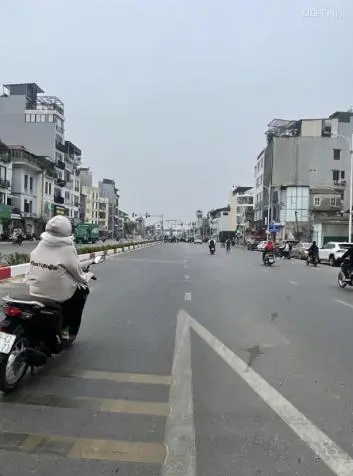 Ai Nhanh Hơn. Bán Nhà Ngọc Lâm, Thang Máy, Gần Phố, Dt Rộng 59M2, 6T, 11.X Tỷ