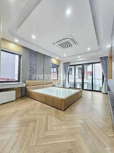 Bán Nhà Phố Nam Dư 45M 5 Tầng Giá 7,68 Tỷ. Lô Góc, Nở Hậu. Thang Máy