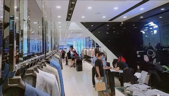 Cho Thuê Nhà Mặt Tiền Kinh Doanh Đắc Địa Đường 3/2, Quận 10