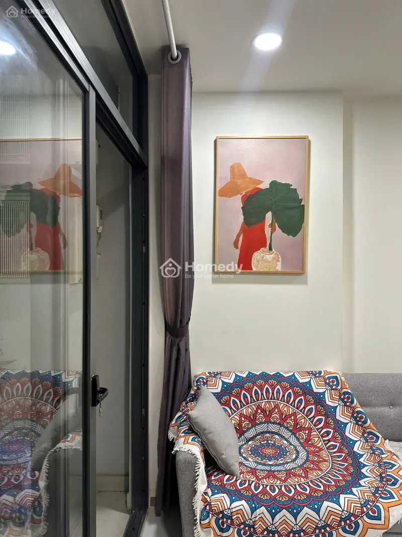 55 M², 1Pn 18 M², Bếp Mở, Ban Công View Skyline, Nội Thất Đầy Đủ, An Ninh 24/7 Lh Oanh 0938231***