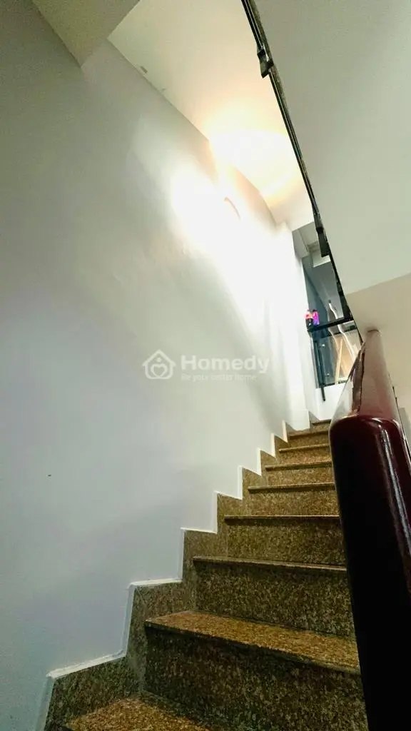 🔥 Nhà Hẻm Xe Tải Tránh Nhau – Sát Chân Cầu Nguyễn Văn Cừ – 1 Phút Di Chuyển Q1, Q4, Q7 🔥