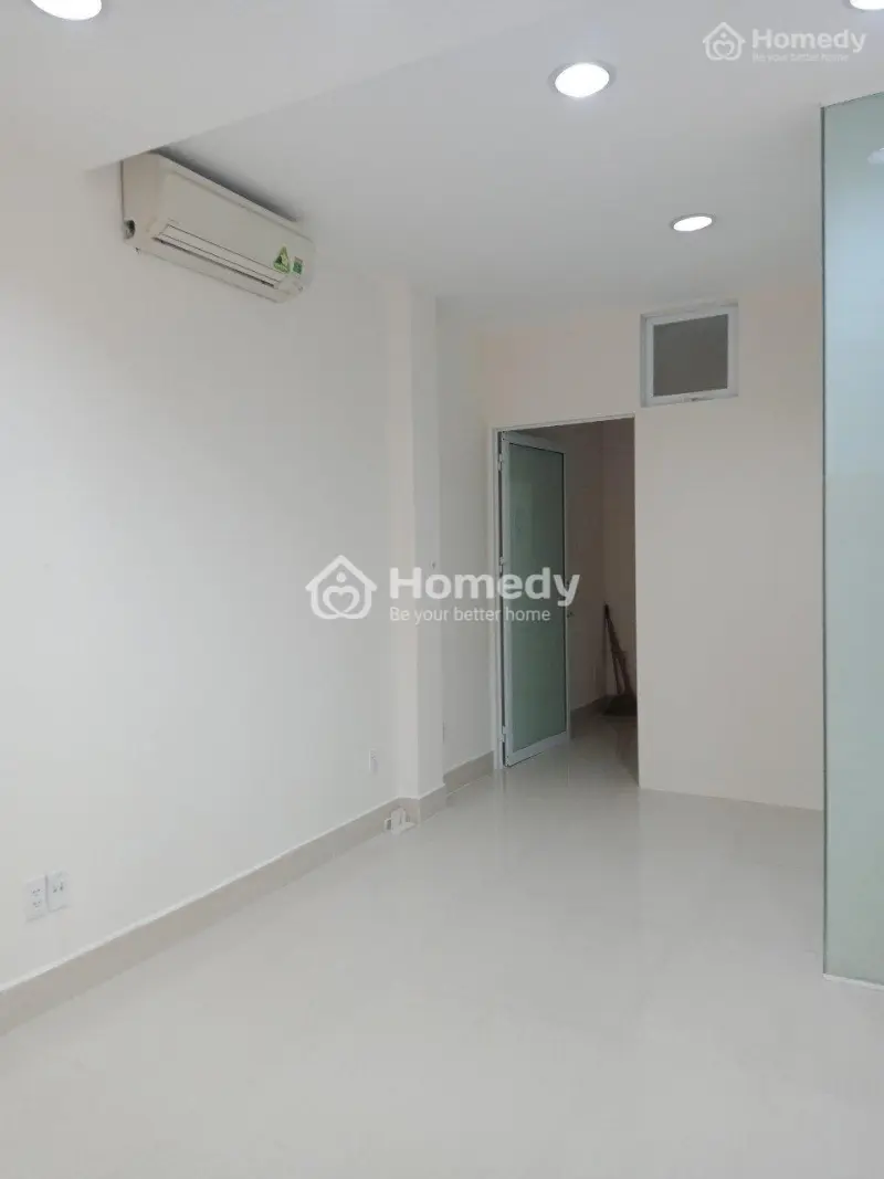 Phòng Lầu 2- 19M2- Full Nội Thất- Có Cửa Sổ- Hầm Xe Free- Giờ Tự Do- Cửa Khoá Vân Tay- 3,5Tr/Th