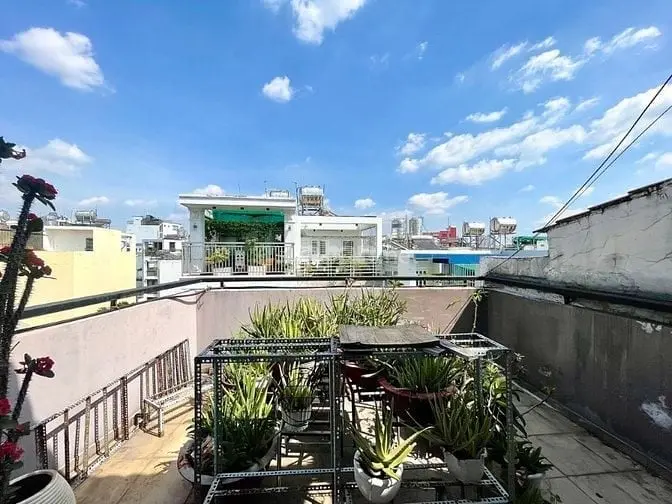 Bán Nhà Xây 5 Tầng - Hoàng Hoa Thám ( 10.5 Tỷ )