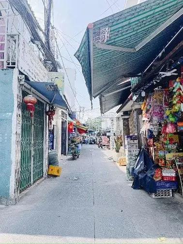 Nhà Cấp 4 Hẻm Xe Hơi Gần Ngã Tư Nguyễn Thị Thập Quận 7. 6,4*20 Hơn 8 T