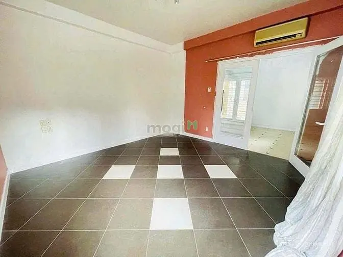 Vip-Biệt Thự Cao Thắng- 15M X 18M- 3 Tầng, Sân Vườn- Phường 05, Quận 3