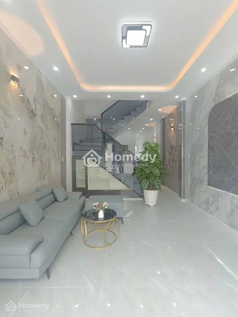 Nhà Lầu Nằm Ngay Trung Tâm Giá Chỉ 550 Triệu √