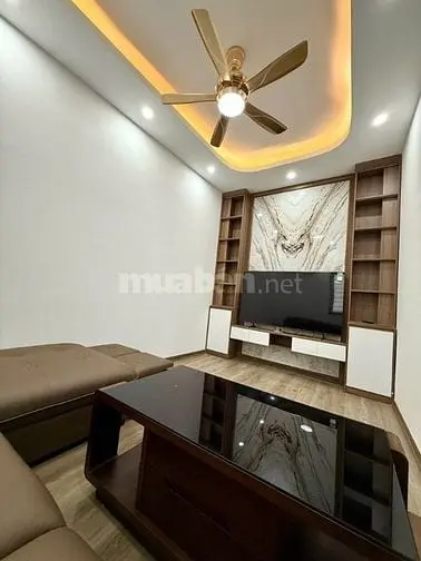 Bán Nhà Hoài Đức - Di Trạch: 5 Tầng, Lô Góc, Dt 36M2, Full Nội Thất