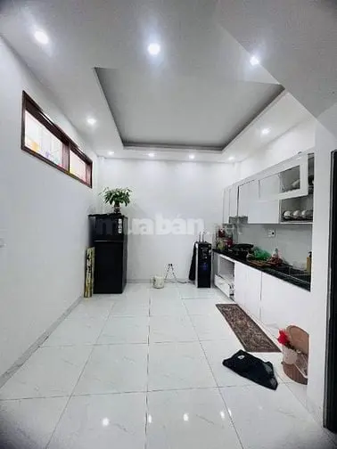 Bán Nhà Hoài Đức: Lai Xá - Lô Góc 5 Tầng - 38,1M2 - Nhà Đẹp Ở Luôn