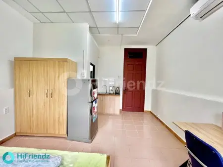 Căn Hộ Có Ban Công Riêng Full Nội Thất Ngay Tân Bình