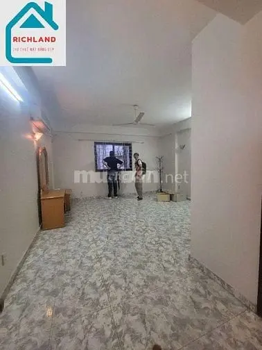Cho Thuê Nhà Mặt Tiền: Nguyễn Thái Bình, Q.tân Bình –Dt:8Mx27M(2L)