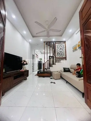 Bán Nhà Hoài Đức: Lai Xá - Lô Góc 5 Tầng - 38,1M2 - Nhà Đẹp Ở Luôn
