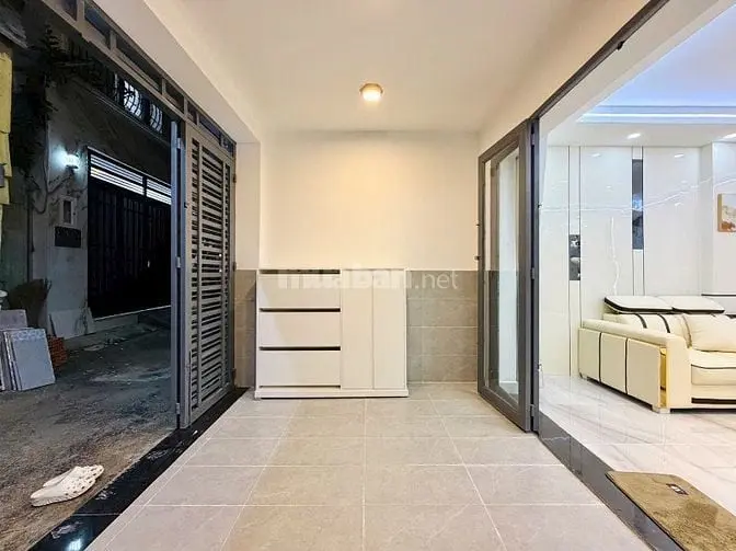 ⭐️Nhà Tuyệt Đẹp Dt:4X15M Cao Cấp Hẻm Xe Hơi Dương Quảng Hàm, P6.