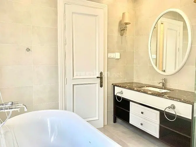Cho Thuê Biệt Thự Venica Khang Điền, Q9, 3 Tầng, 300M2, 4Pn,$3,500/Th