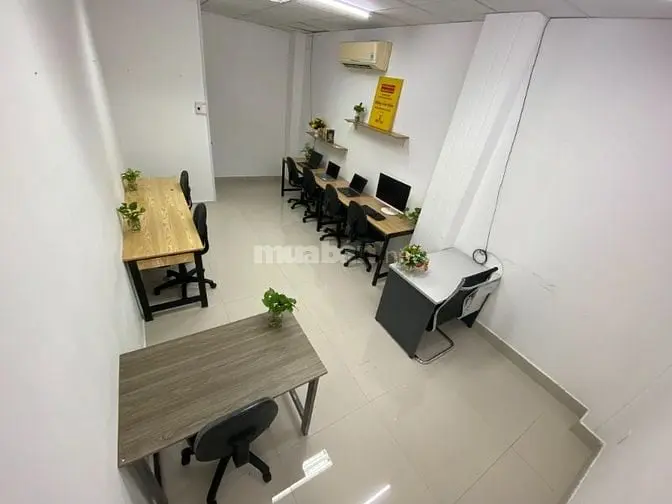 Cho Thuê Văn Phòng 8-10 Người Dt 25-35M2 Có Sẵn Bàn Ghế Mặt Tiền Âu Cơ