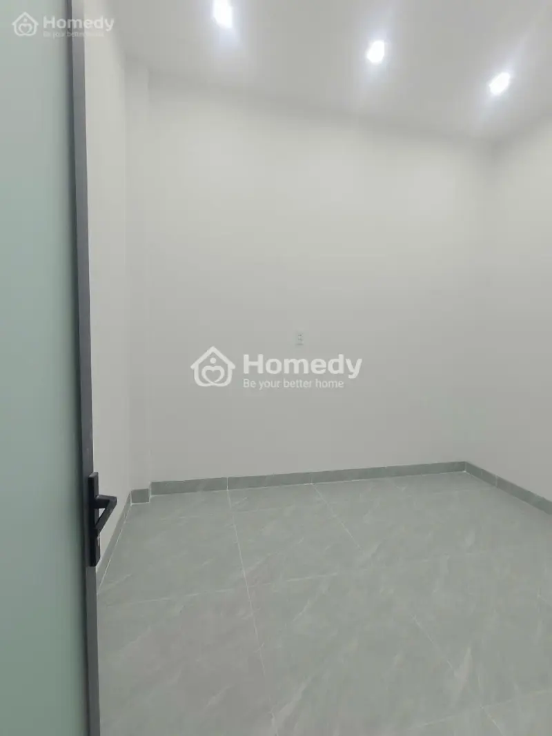 Nhà Lầu Nằm Ngay Trung Tâm Giá Chỉ 550 Triệu √