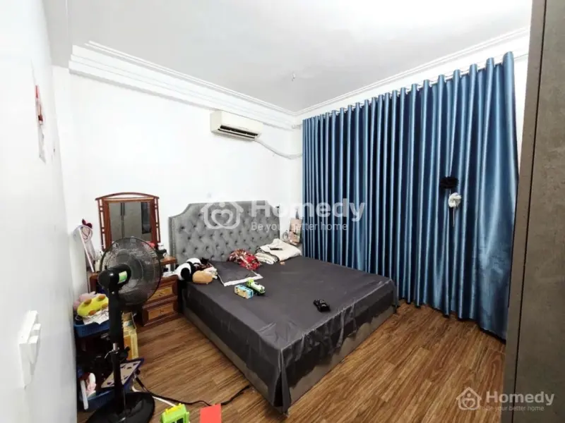 Bán Nhà Ngõ Ô Tô: 50M2 Mặt Tiền 4,6M Thạch Bàn Long Biên
