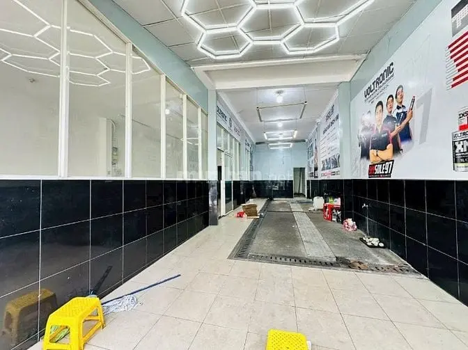 Bán Gấp Nhà Diện Tích Lớn 7M, Mtkd Khuông Việt Quận Tân Phú