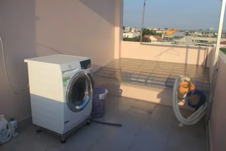 Phòng Trọ Studio 16M2 Sẵn Nội Thất Cách Đhspkt Chỉ 5' Đi Bộ