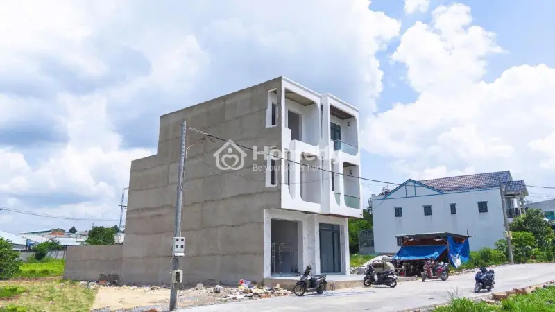 2.95 Tỷ Nhà Phố Mới 100% Tại Tdm, 3 Pn 4 Wc Đường Nhựa 8M Gần Kdl Đại Nam, Sổ Hồng Riêng