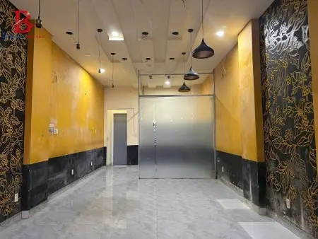 Cho Thuê Mặt Bằng Kinh Doanh Vị Trí Đắc Địa - Trung Tâm Quận 10