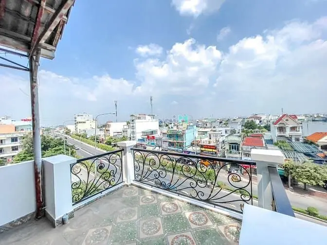 Bán Nhà Góc Ngã Ba Mặt Tiền Đường Hà Huy Giáp - Quận 12