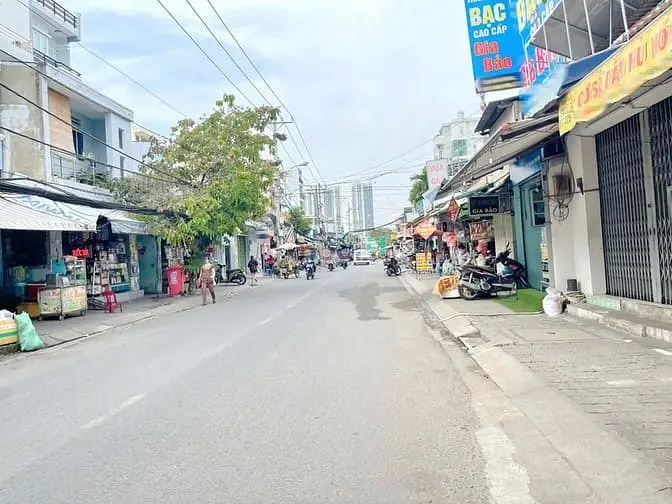Vị Trí Vip - Nhà 1 Lầu Mặt Tiền Kinh Doanh Mua Bán Bùi Văn Ba, Quận 7