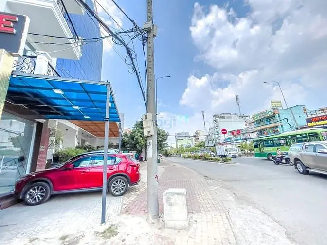 Bán Nhà Góc Ngã Ba Mặt Tiền Đường Hà Huy Giáp - Quận 12