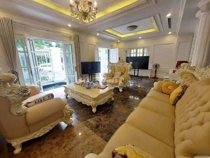 Khách Sạn 9 Tầng Phố Liễu Giai, 100M2,Dòng Tiền 200 Triệu,Nhỉnh 60 Tỷ