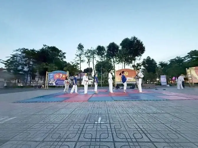 ⭐️Nhà Mặt Tiền Đối Diện Công Viên Làng Hoa Kinh Doanh Lê Văn Thọ, P11