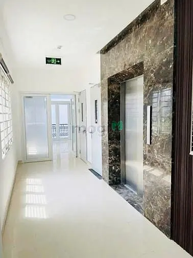 Nhà Mặt Tiền Full Kính 6 Lầu - Nguyễn Thái Bình , Quận Tân Bình