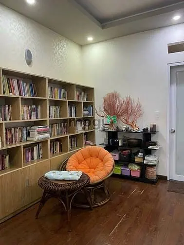 Nhà Đẹp 5 Tầng - Hxh Bên Cạnh Thông Ra Nguyễn Văn Trỗi Tiện Đi Sân Bay