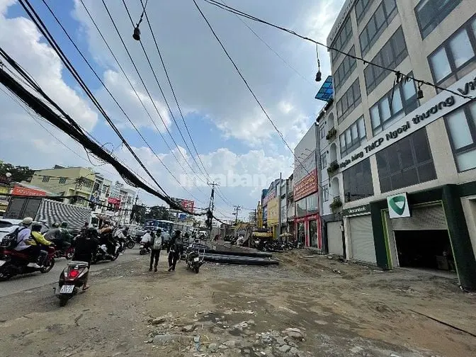 Nhà Rẻ - P.11 Tân Bình - 5X36 176M2 - Chỉ 12 Đồng