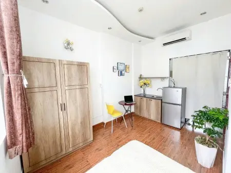Chi Thuê Phòng Trọ Giá Rẻ Gần Toà Nhà Etown Sân Bay Tân Sơn Nhất - Studio Cửa Sổ Lớn Full Nội Thất