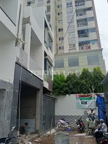 Cho Thuê Nhà 3 Tầng, 3 Pn, Nhà Mới 100%, 16Tr