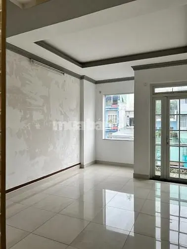 Cho Thuê Nhà Mặt Tiền Đường Lạc Long Quân, Quận Tân Bình, 4X15M, 3 Tấm