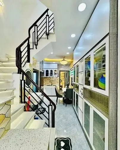 Nhà Đẹp Góc 2 Mặt Thoáng Đường Rộng 8M Đường Phan Văn Trị, Phường Bìn
