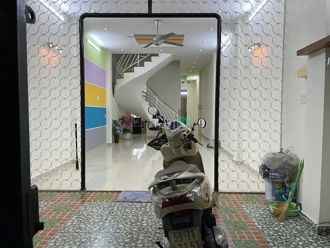 Bán Nhà Hẻm Nguyễn Đình Khơi, Phường 4, Tân Bình. Dt: 4,2X12,5M.