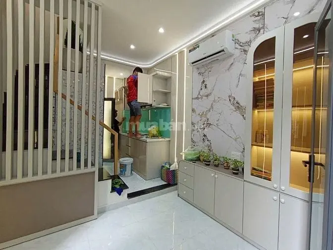 Nhà Bán 3Lầu Nguyển Thượng Hiền F5 Phú Nhuận