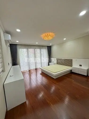 Biệt Thự Nine South Estates Cho Thuê - Full Nội Thất. Dọn Vào Ở Ngay