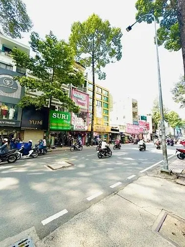 Mặt Tiền Hiếm " Nguyễn Trãi" Q5- Kinh Đô Thời Trang- 35M2 5 Tầng