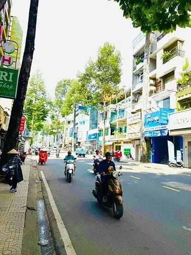Mặt Tiền Hiếm " Nguyễn Trãi" Q5- Kinh Đô Thời Trang- 35M2 5 Tầng