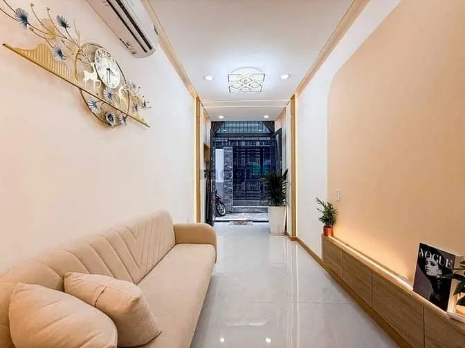 Siêu Phẩm 3 Tầng Lầu- Chỉ 5 Tỷ 460 Ngay Trung Tâm - Nguyễn Thái Sơn -