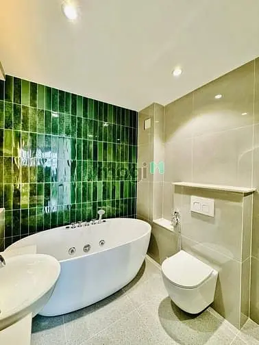 Nhà 3 Tầng Mặt Tiền Giá Chỉ 5,7 Tỷ Full Nội Thất - Liền Kề Khu Tên Lửa