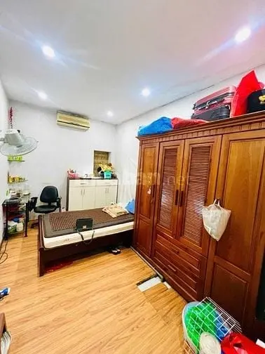 50M² Gần Chợ Bưởi - Ngõ Ô Tô - Cách Mặt Phố 25 Mét.