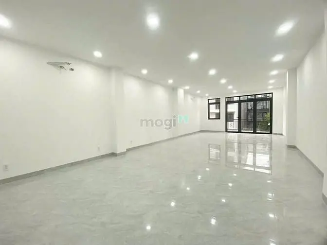 Cho Thuê Nhà Mới Đẹp - Có Hầm - Đường Xe Tải Sư Vạn Hạnh, P12, Q10
